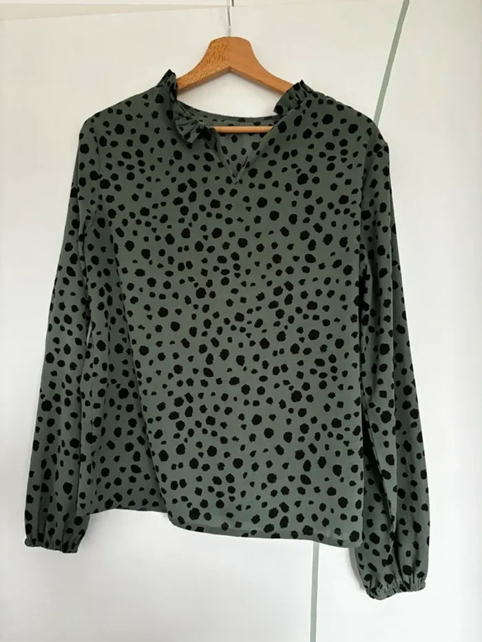 Blouse verte - photo numéro 2