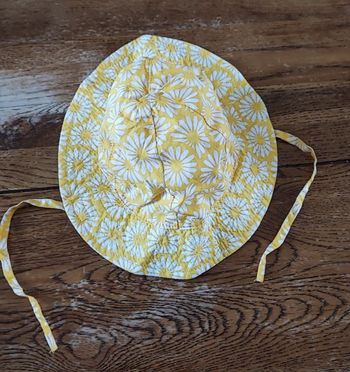 Chapeau fille 74 cm