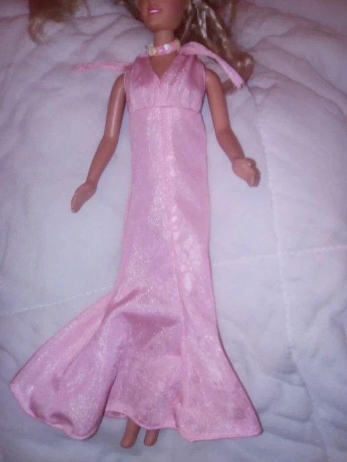 🎀 Robe rose lingerie poupée barbie vintage - photo numéro 4