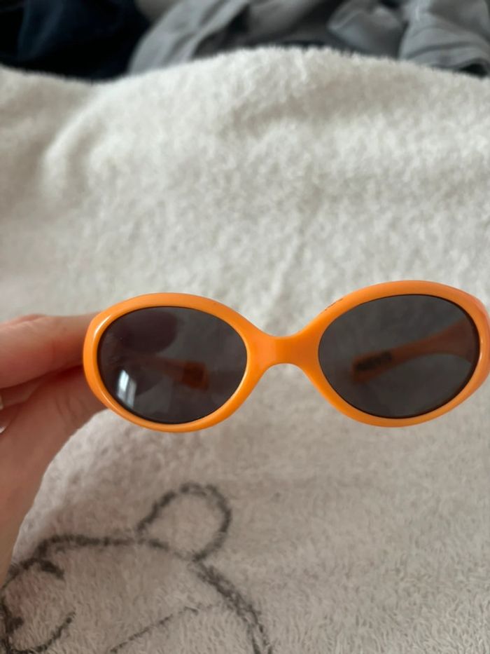 Lunettes soleil - photo numéro 2
