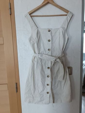 robe chasuble été courte boutonnée crème ceinturée