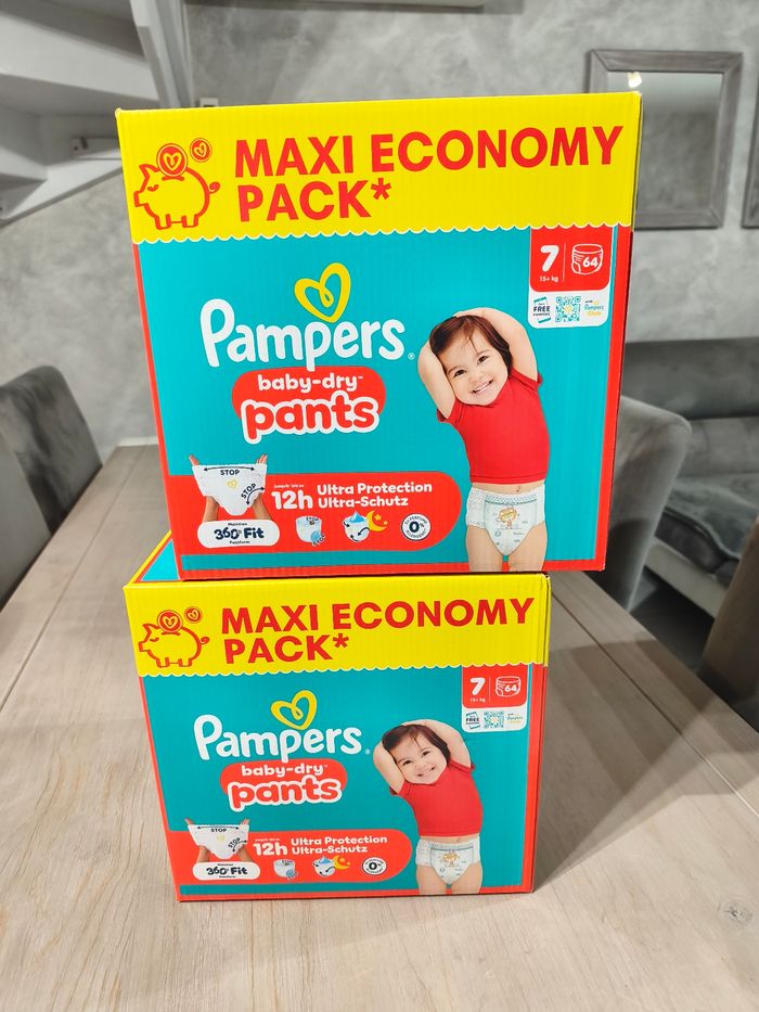 2 cartons pampers pants taille 7 neuf jamais ouvert