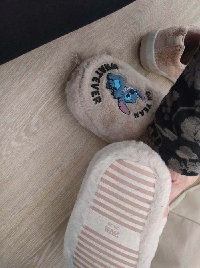 Pantoufles LILO & Stich  Disney Blanc écru - photo numéro 2