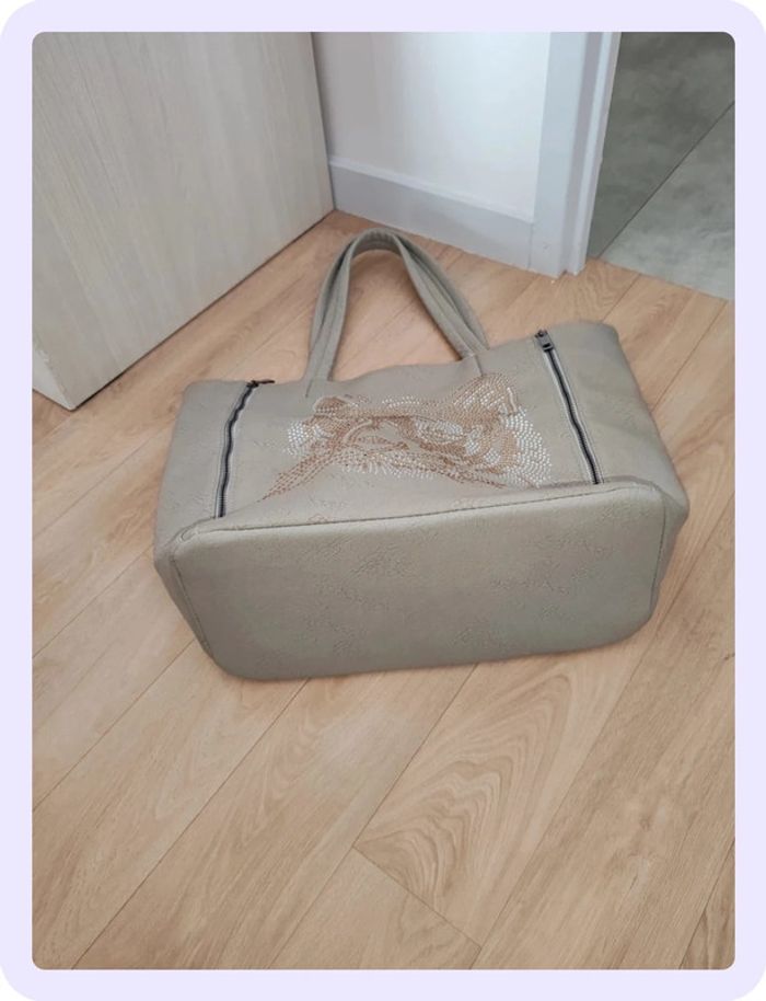 Sac jamais servit - photo numéro 3