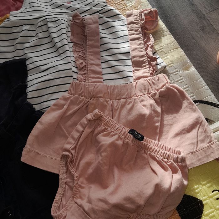 Lot robes été bebe fille 1mois - photo numéro 3