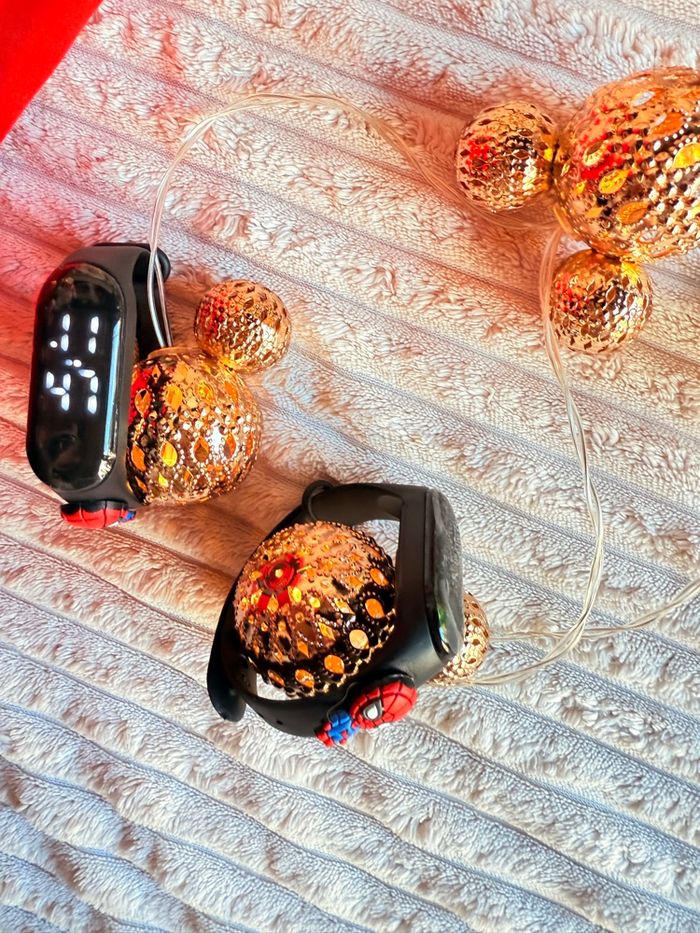 Montre écran Led Spiderman - photo numéro 8