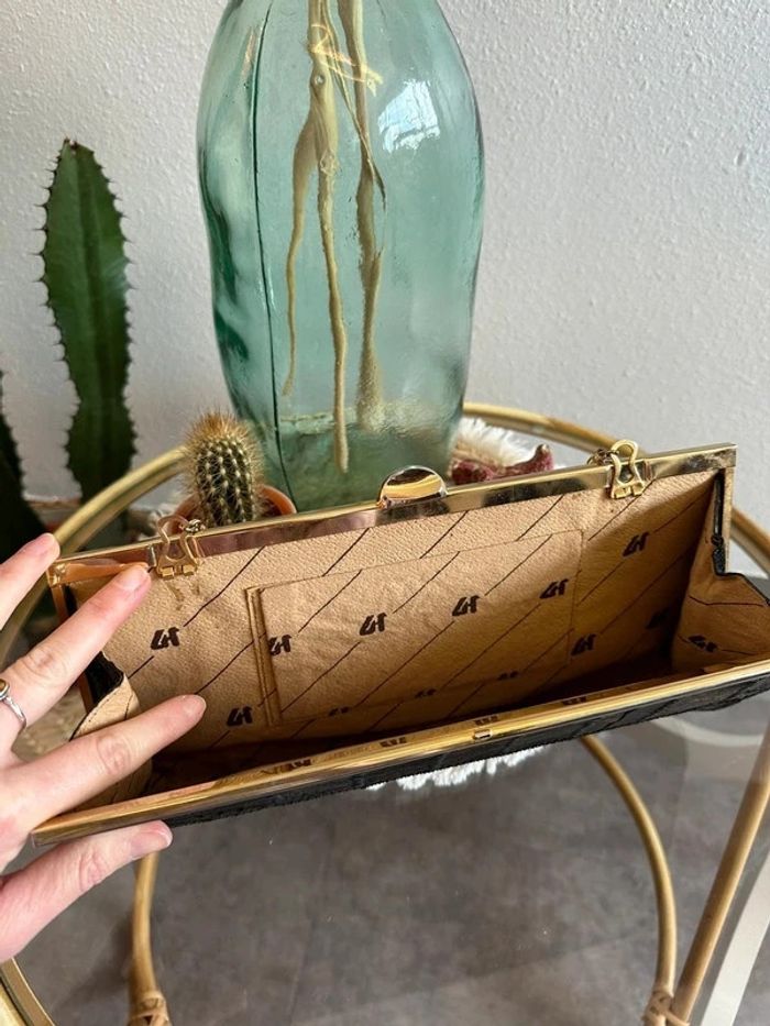 Magnifique pochette vintage Pierre Cardin en cuir reptile des années 1970 - photo numéro 8