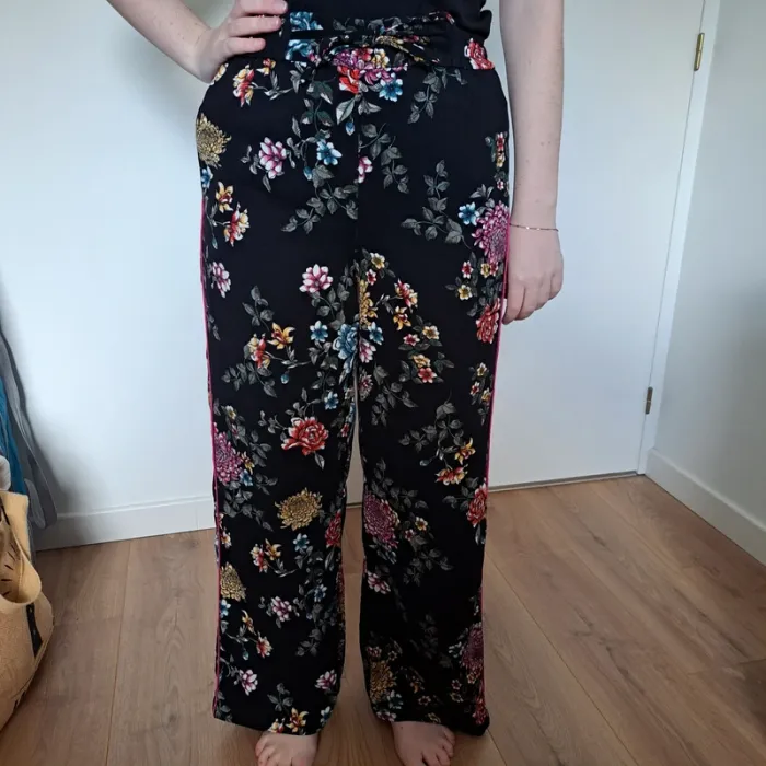 Pantalon fluide fleuri