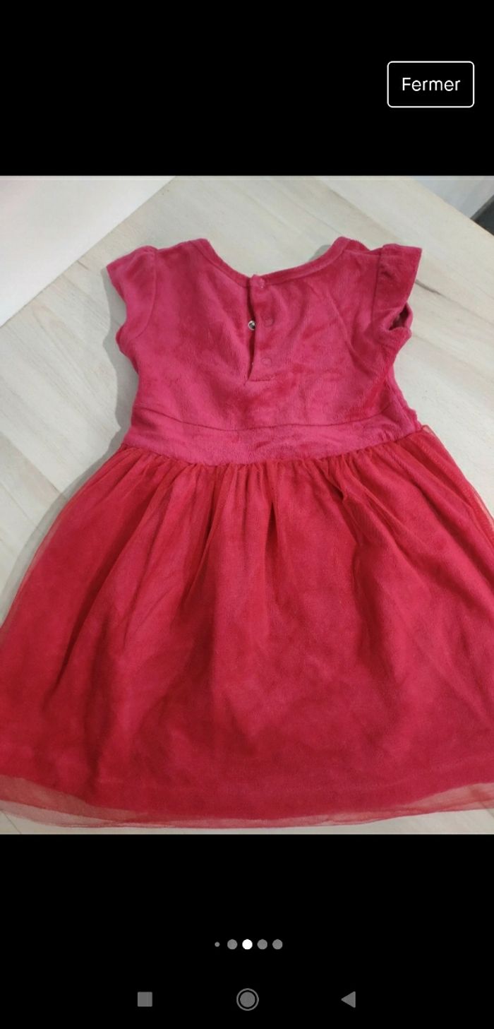 Très jolie robe rouge Minnie 12 mois avec tulle Disney baby - photo numéro 4