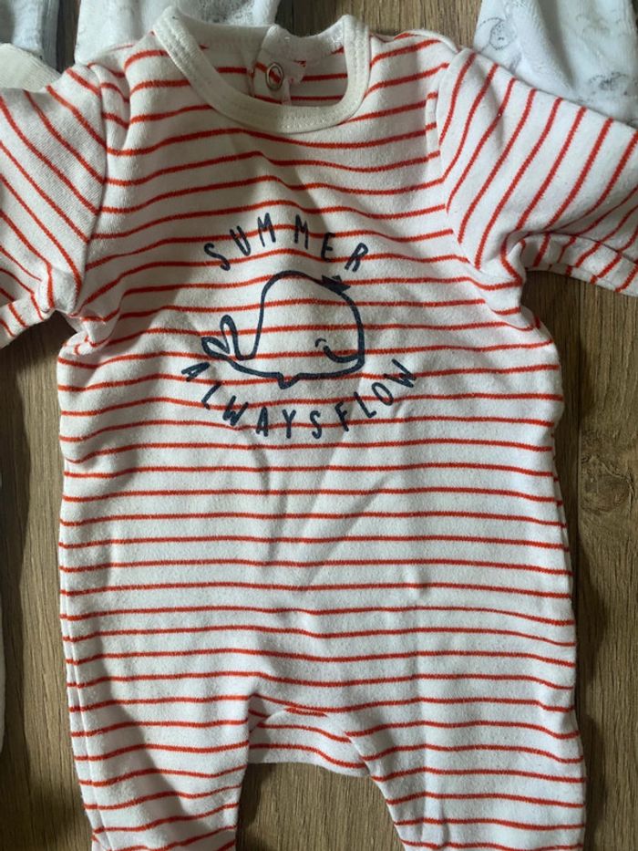 Lot 6 pyjama velours 1 mois - photo numéro 7