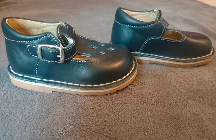Chaussures bébé Freemouss neuves – taille 20 - photo numéro 2
