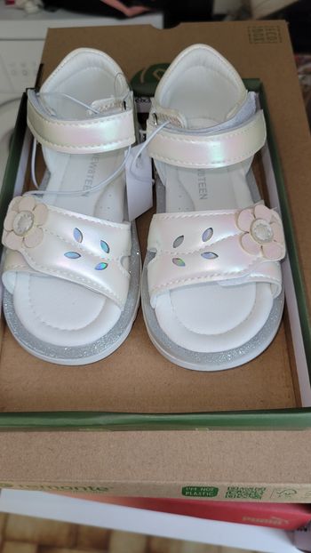 Sandale bébé fille