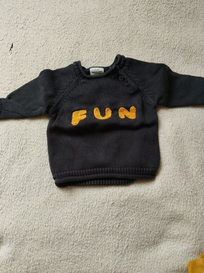 Lot de pulls - photo numéro 3