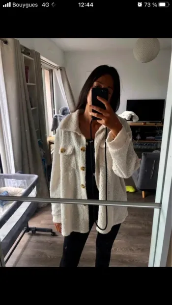 Veste chemise poches blanche large loose tendance comme neuve