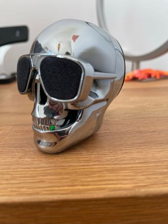 Petite enceinte « Tête de mort » Bluetooth - photo numéro 4