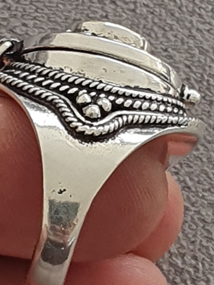 Bague poison rubis en argent vintage - photo numéro 2
