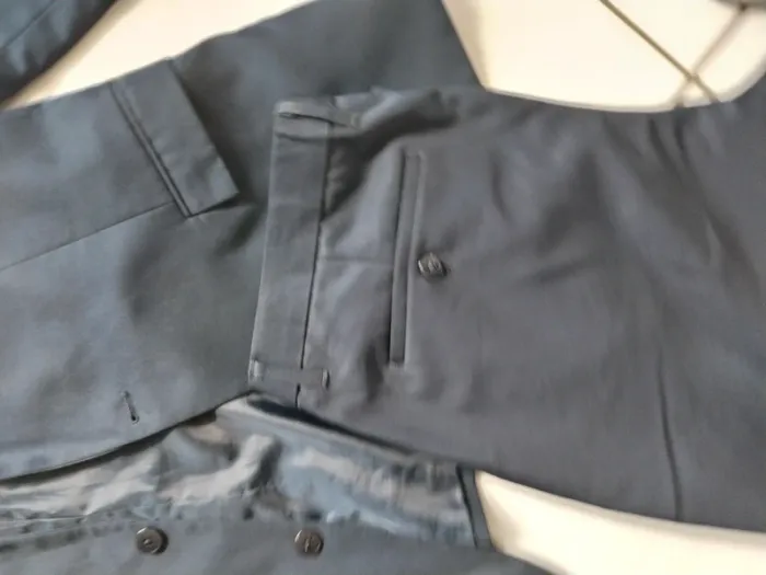 Costume kiabi veste 58 pantalon 46 - photo numéro 2