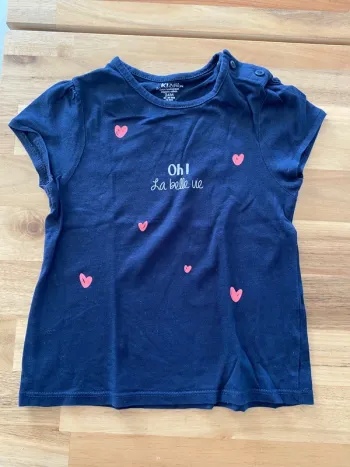 T-shirt kiabi 24 mois