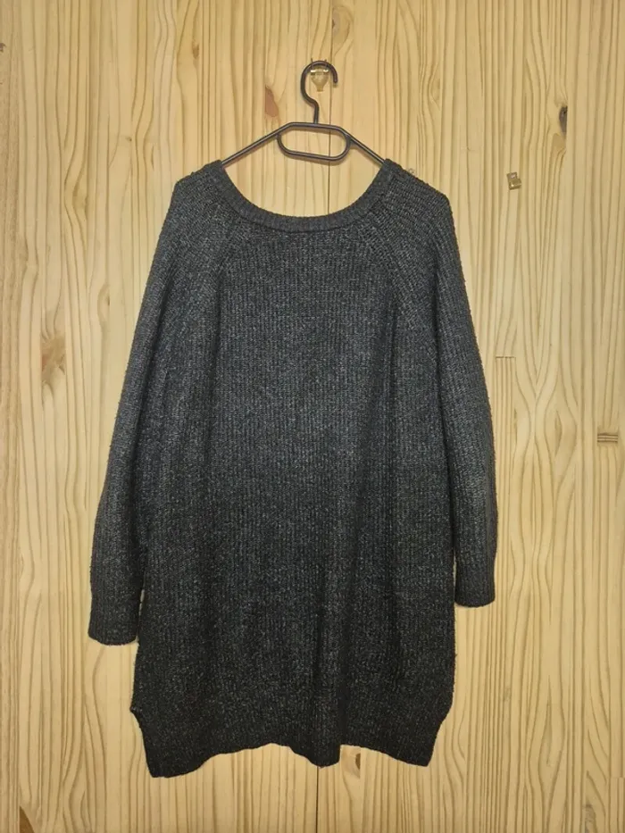 Pull noir - photo numéro 3