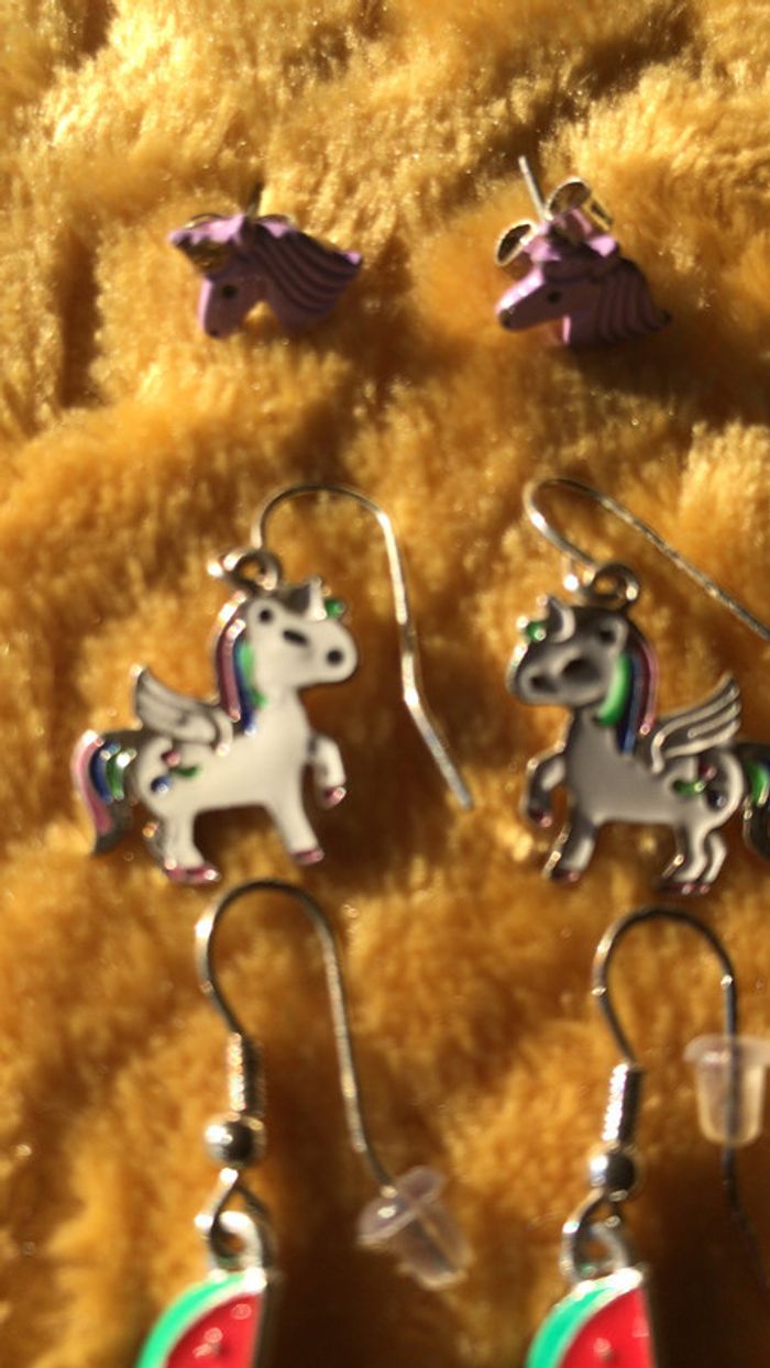 Primark boucles d oreilles licorne et pastèque - photo numéro 2
