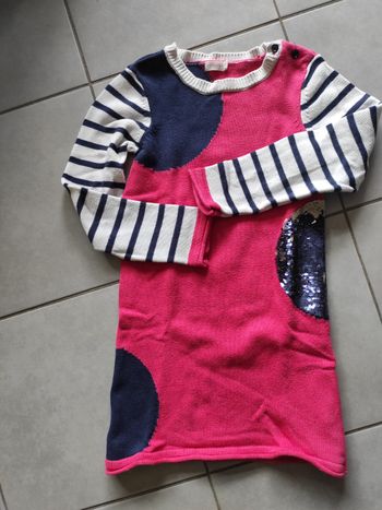 (5) Robe 