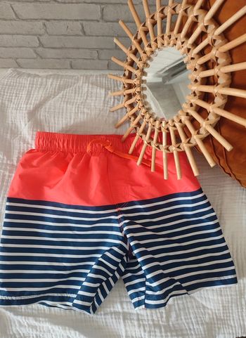 Short de Bain H&M - 6/8 ans - Neuf