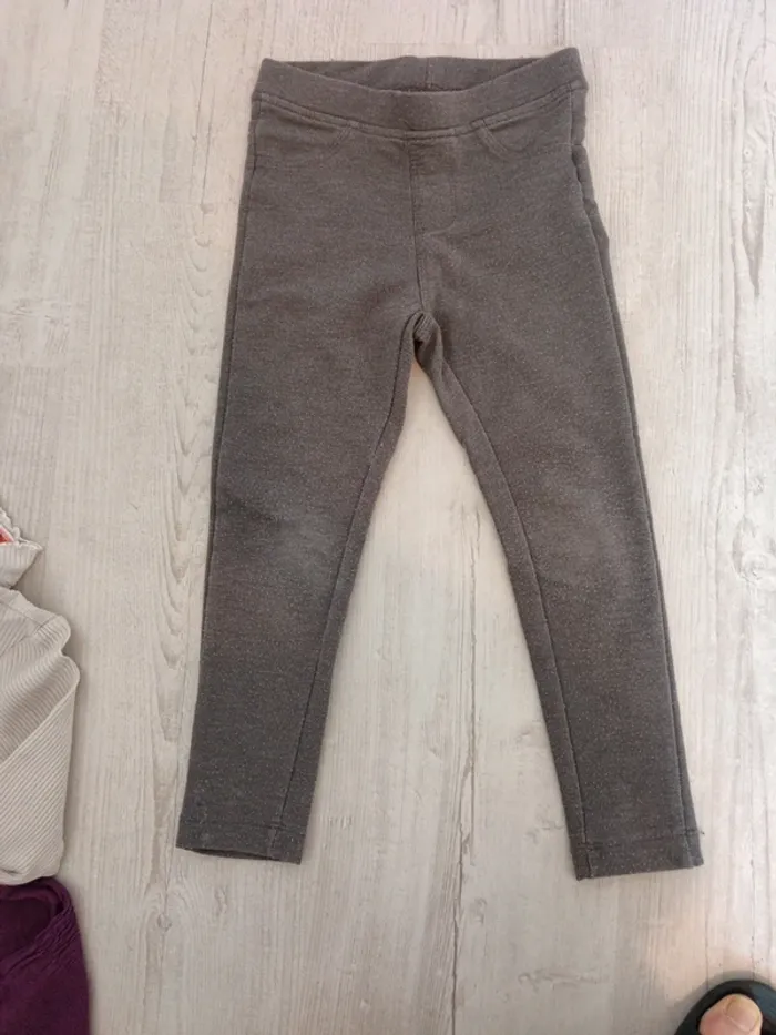 Lot 7 vêtements automne hiver 4 ans - photo numéro 5