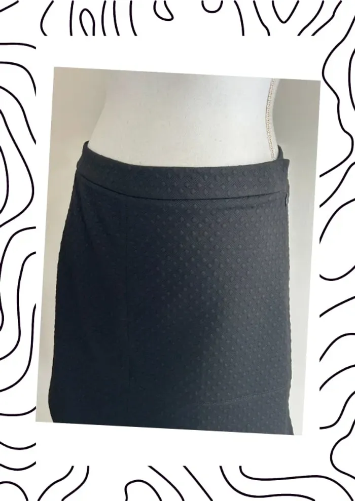 Jupe Camaieu taille 38 - photo numéro 2