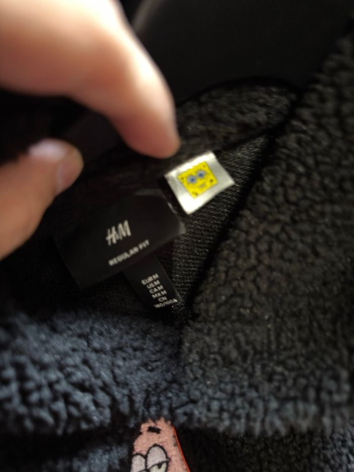 Sweat polaire H&M x Bob l’éponge – taille M - photo numéro 3