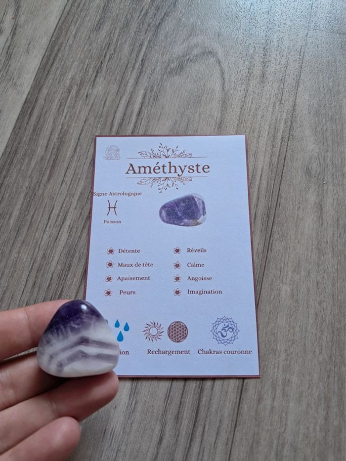 Améthyste avec sa fiche bienfaits