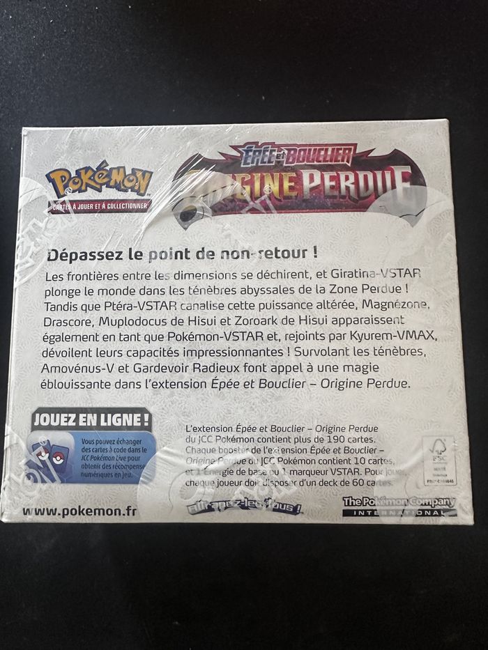 Display Pokémon Astres Radieux - photo numéro 3