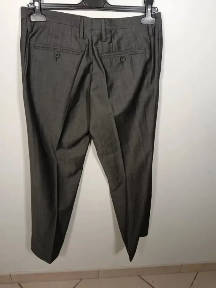 C12 pantalon gris Fox/Hugo 40 - photo numéro 2