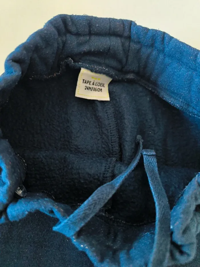Pantalon bleu pailleté. Fille. TAO 24 mois - photo numéro 3