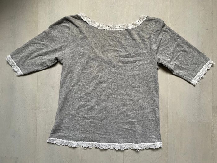 T-shirt Y2K dentelle gris H&M - photo numéro 3