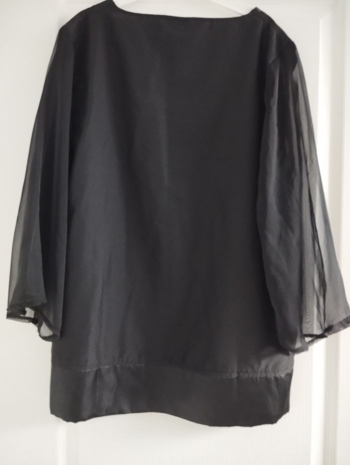 Haut noir chic - photo numéro 2