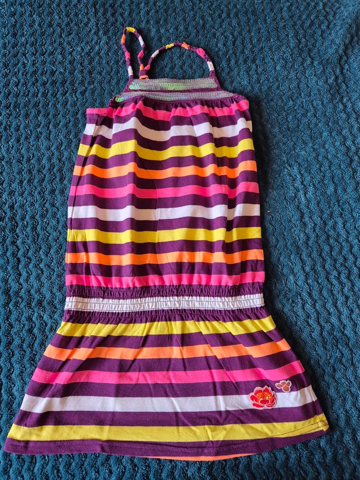 Robe bretelles fille taille 10ans
