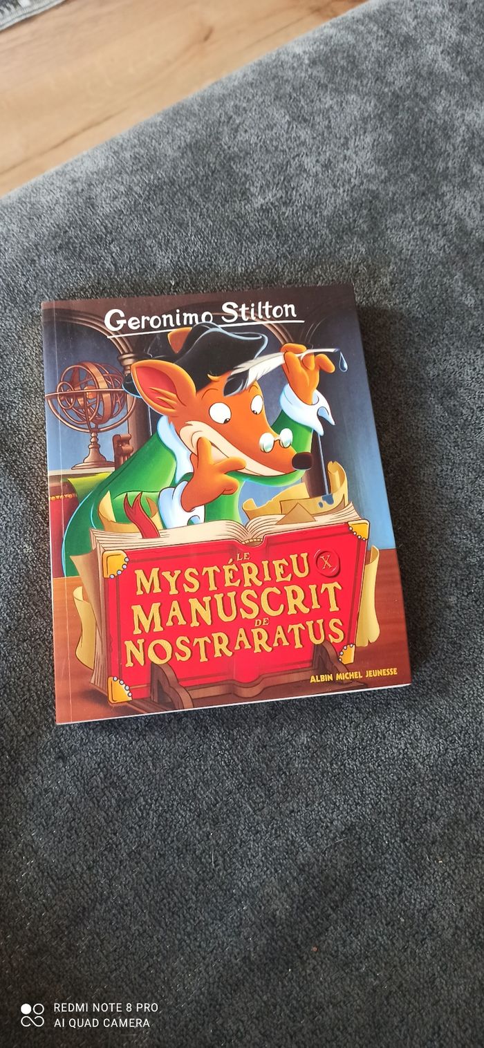 Livre le mysterieux manuscrit de nostraratus