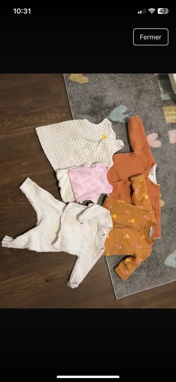 Lot vêtement bébé taille 3 mois 