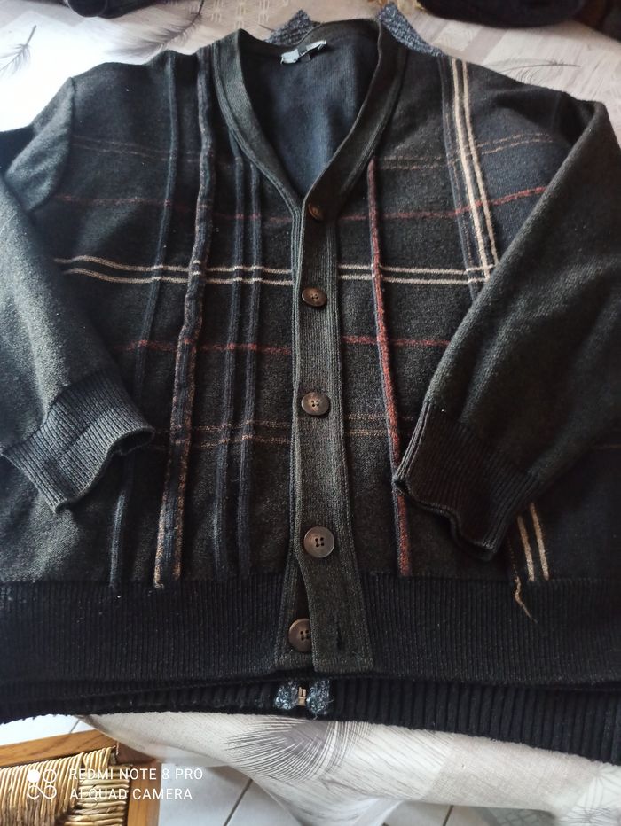 Pull et gilet - photo numéro 3