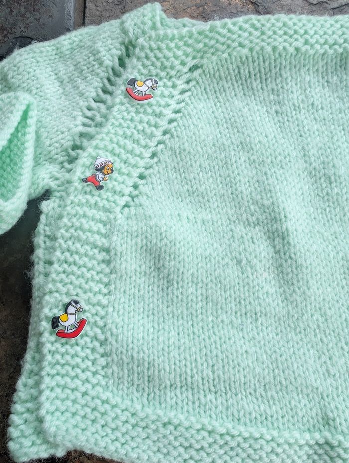 Gilet fait main 1 mois unisexe - photo numéro 4