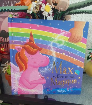 Livre Max et l'arc-en-ciel Magique