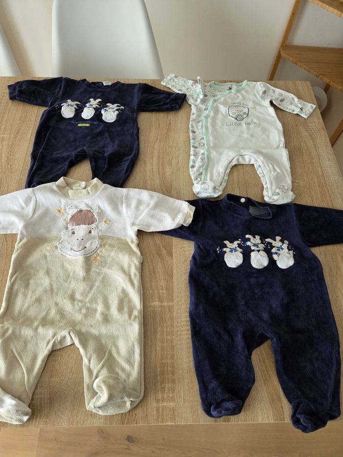 Lot de 10 pyjamas garçon - taille 3 mois - photo numéro 2