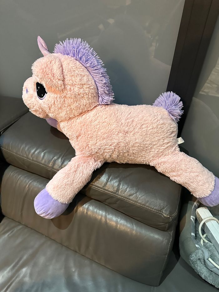 Grande peluche licorne état impeccable - photo numéro 2