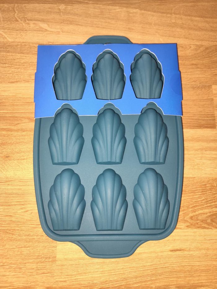 Moule à madeleines silicone Finlandek , neuf avec étiquette - photo numéro 2