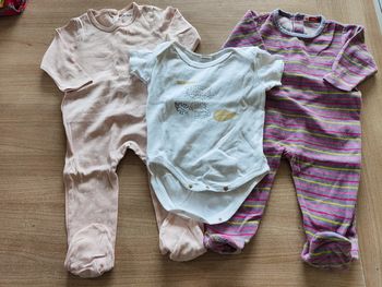 Lot de pyjamas 9 mois