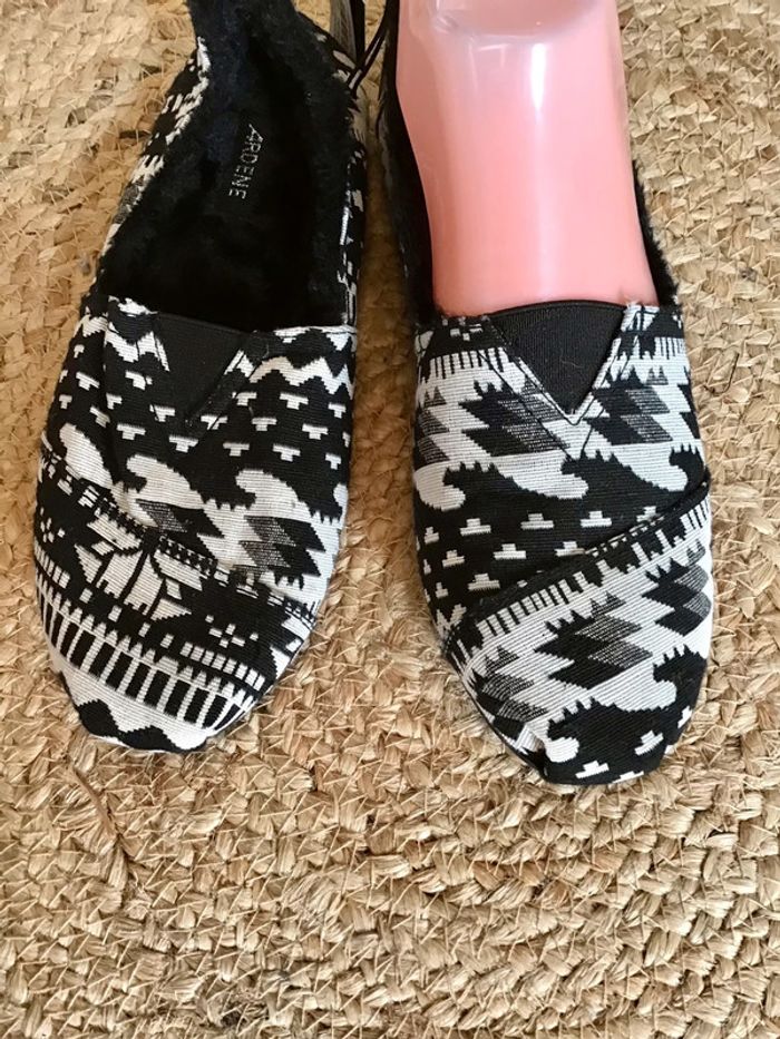 Chaussure plate détente molletonné taille 38 noir et blanche - photo numéro 2