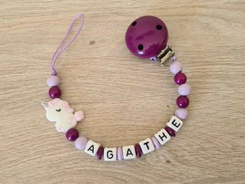 Attache sucette personnalisé