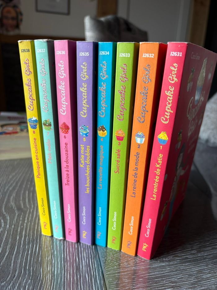 8 livres Cupcake girls 1 à 8