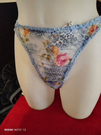 #kytie44femme. Strings taille 44/46