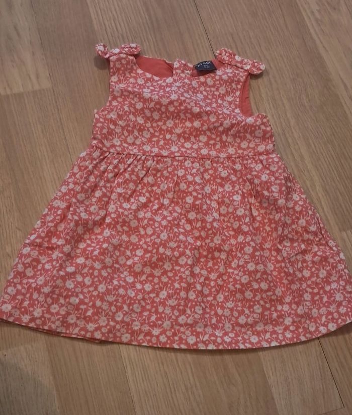 Robe kiabi 3 mois
